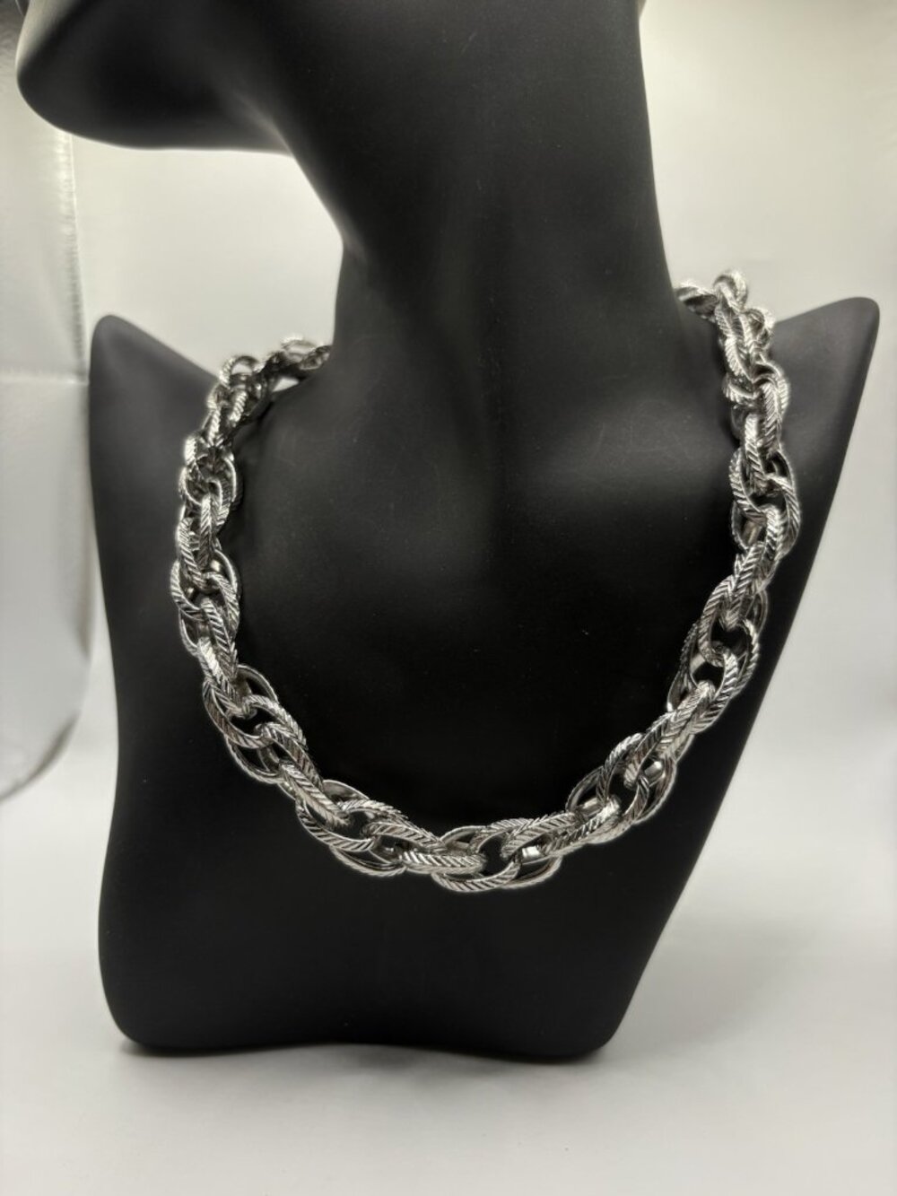 Nautica Silver Tone Chunky Chain Link Necklace Preppy
